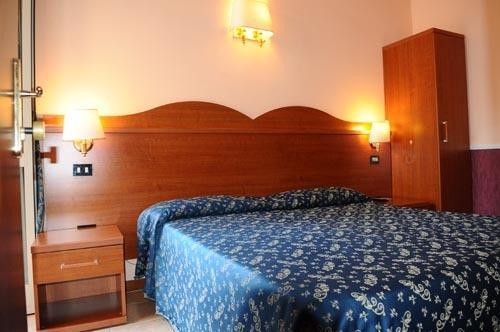 Guest house Termini Station 2 *